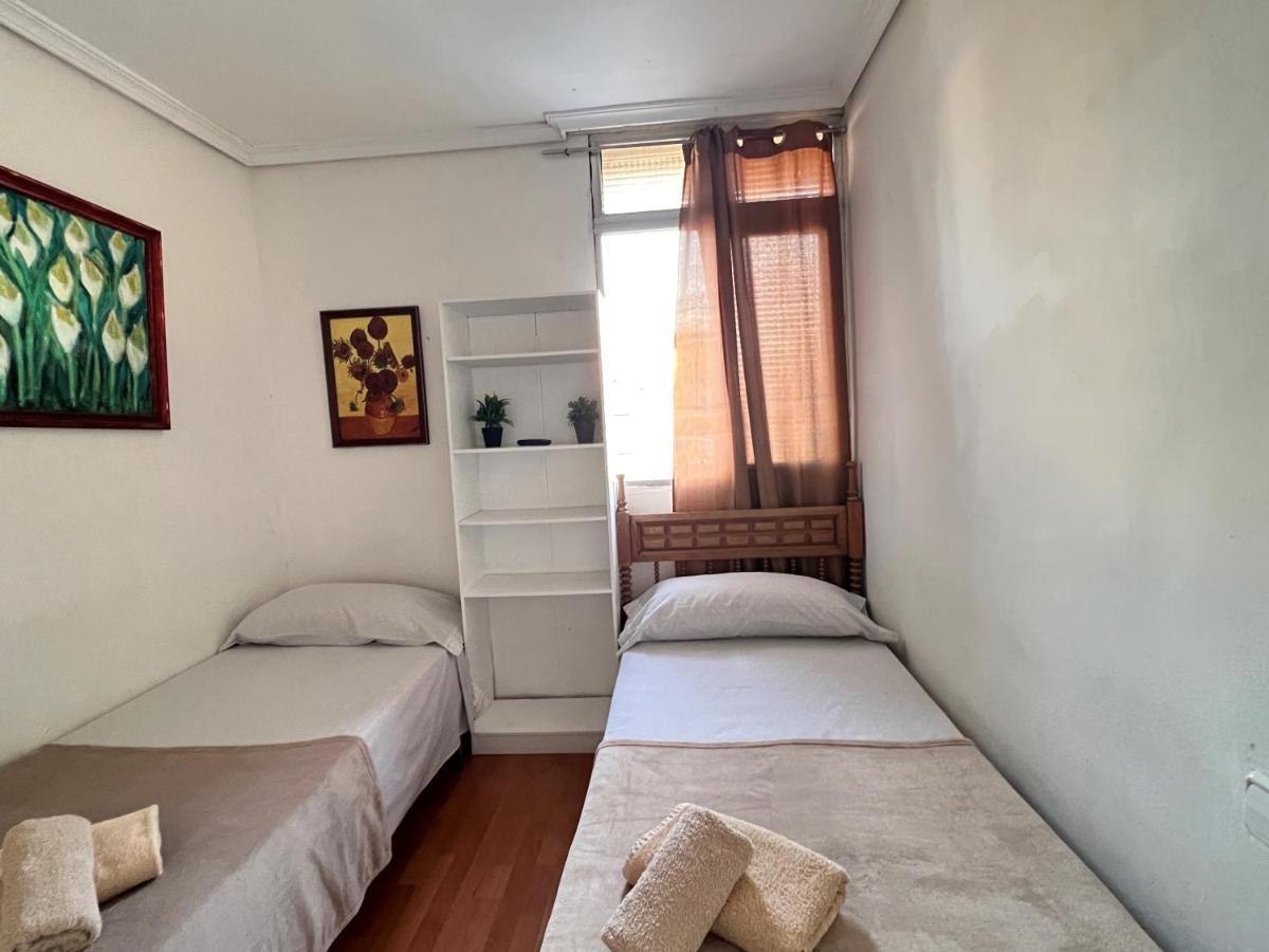 Malvarrosa Habitacion Comoda Y Sencilla Cerca De La Playa Valencia Eksteriør billede